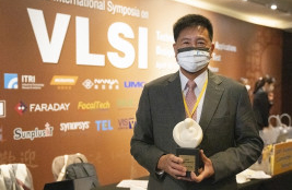 OD体育光电董事长彭双浪荣获潘文渊文教基金会 ERSO Award