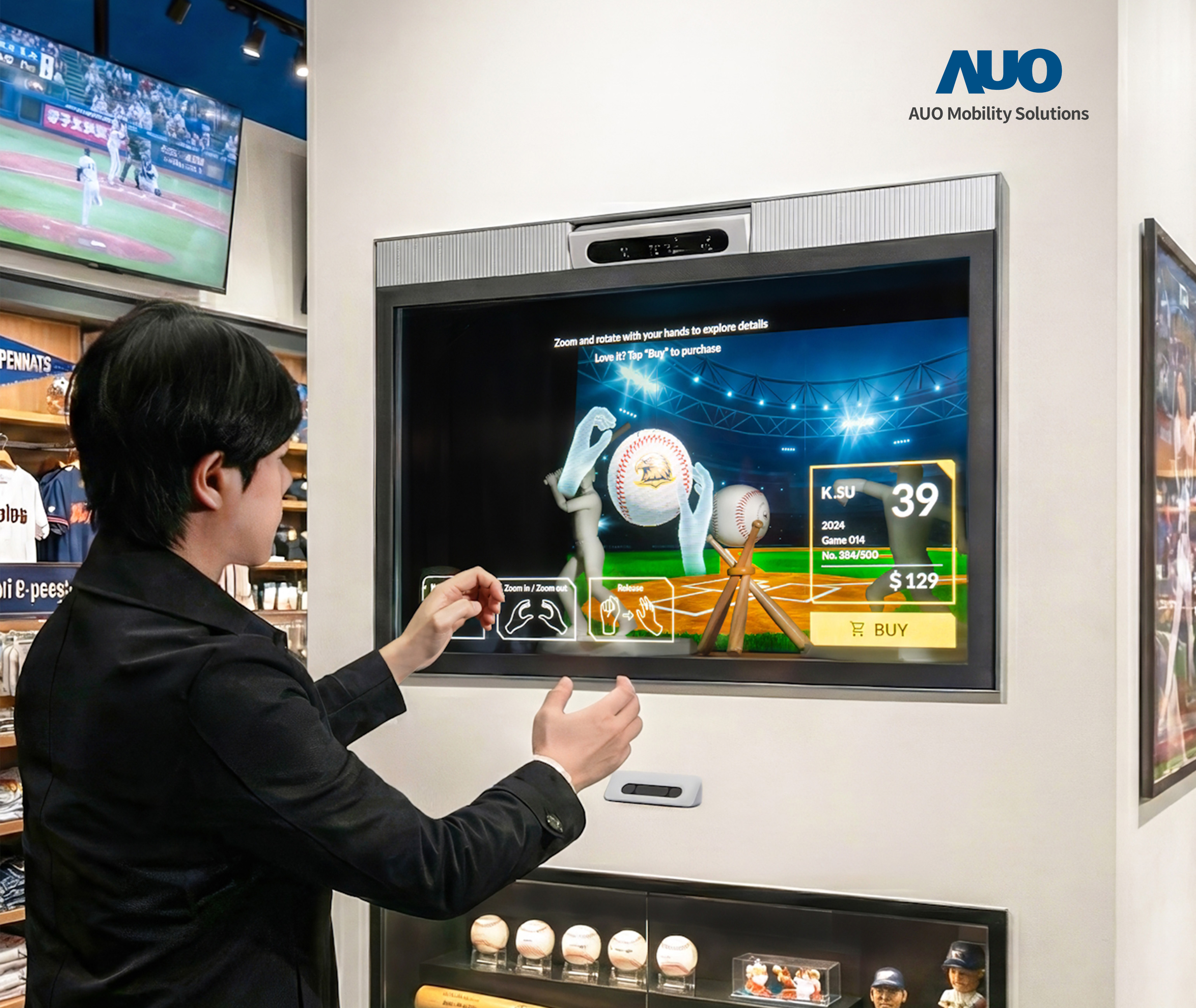 64吋Sports AR Solution提供实体赛事与Micro LED透明显示器对应互动的运用，对于参赛者或队伍有更多信息需了解，或更多营销互动，都可轻松在透明显示屏幕上完成，助攻营销互动新纪元。