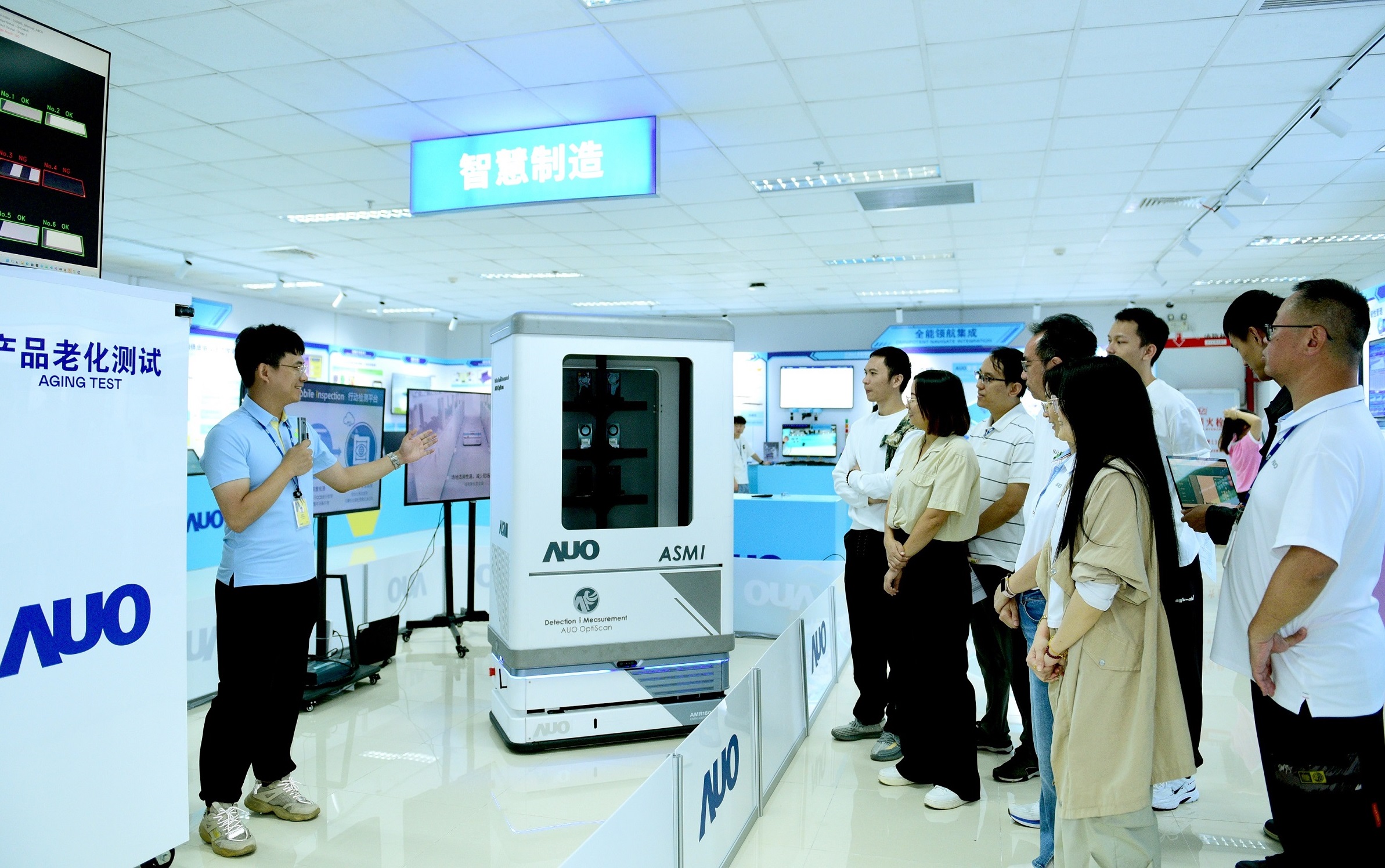 OD体育厦门将5G+ABC技术串联生产管理全流程，打通研发、采购、生管、制程、设备、质量等产品全生命周期制造流程，完成数字化设计、智慧供应链、智能座舱、全流程设备管理、数据驱动优化、智慧在线检测、智慧品管等自适应生产模式升级
